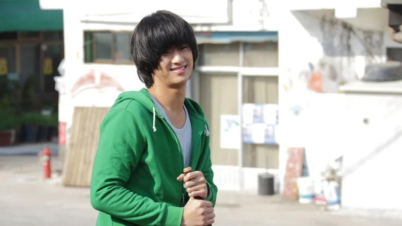 Ẩn Thân - Secretly, Greatly