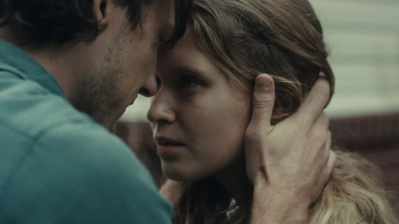 Con Gái Nhà Starling - The Starling Girl