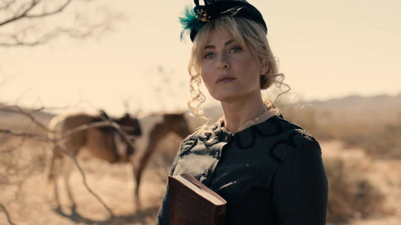 Thị Trấn Vô Pháp - Apache Junction